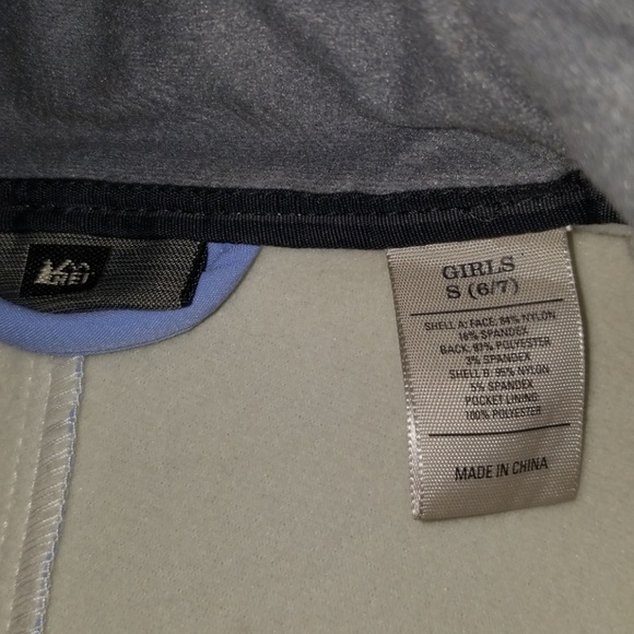 REI Girl's Shell Jacket - Picture 2 of 3